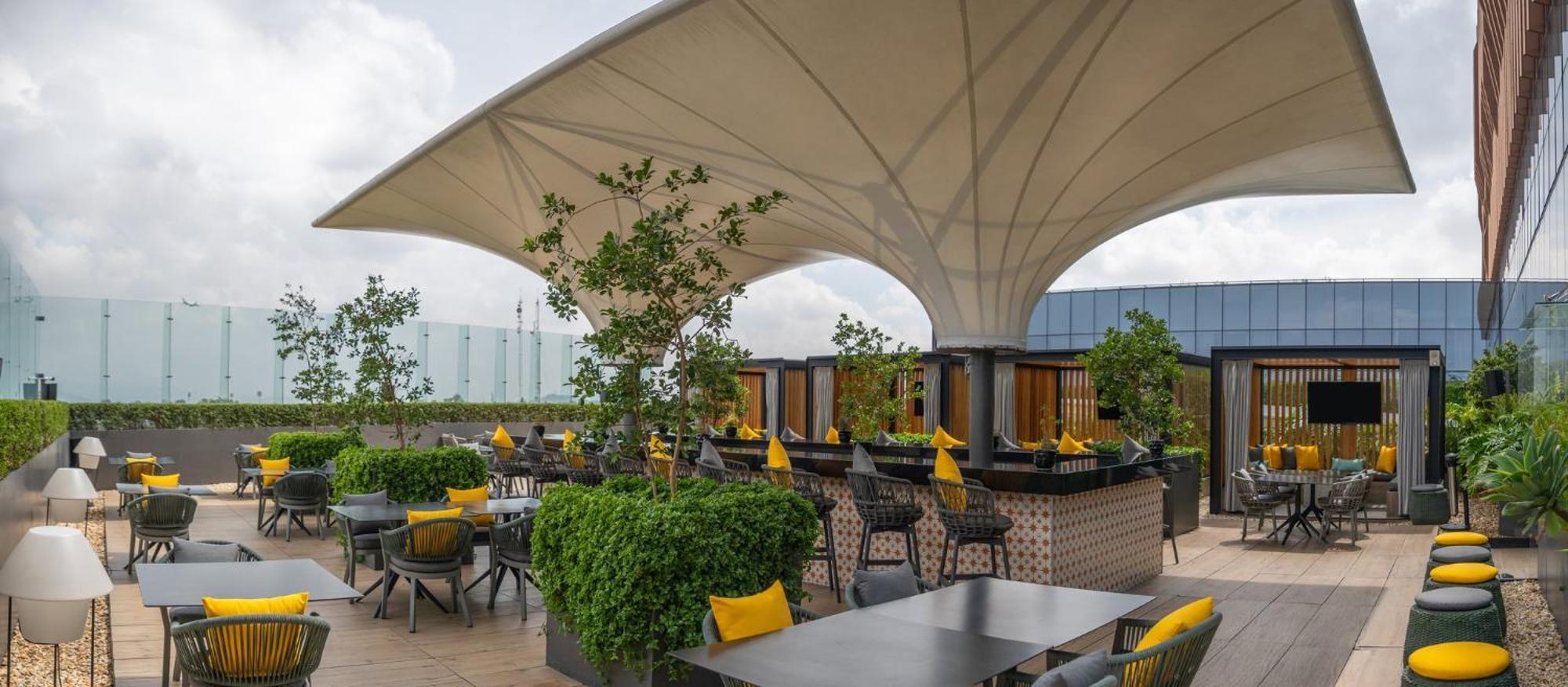 Fiesta Americana Viaducto Aeropuerto メキシコシティ エクステリア 写真 The Sky Bar