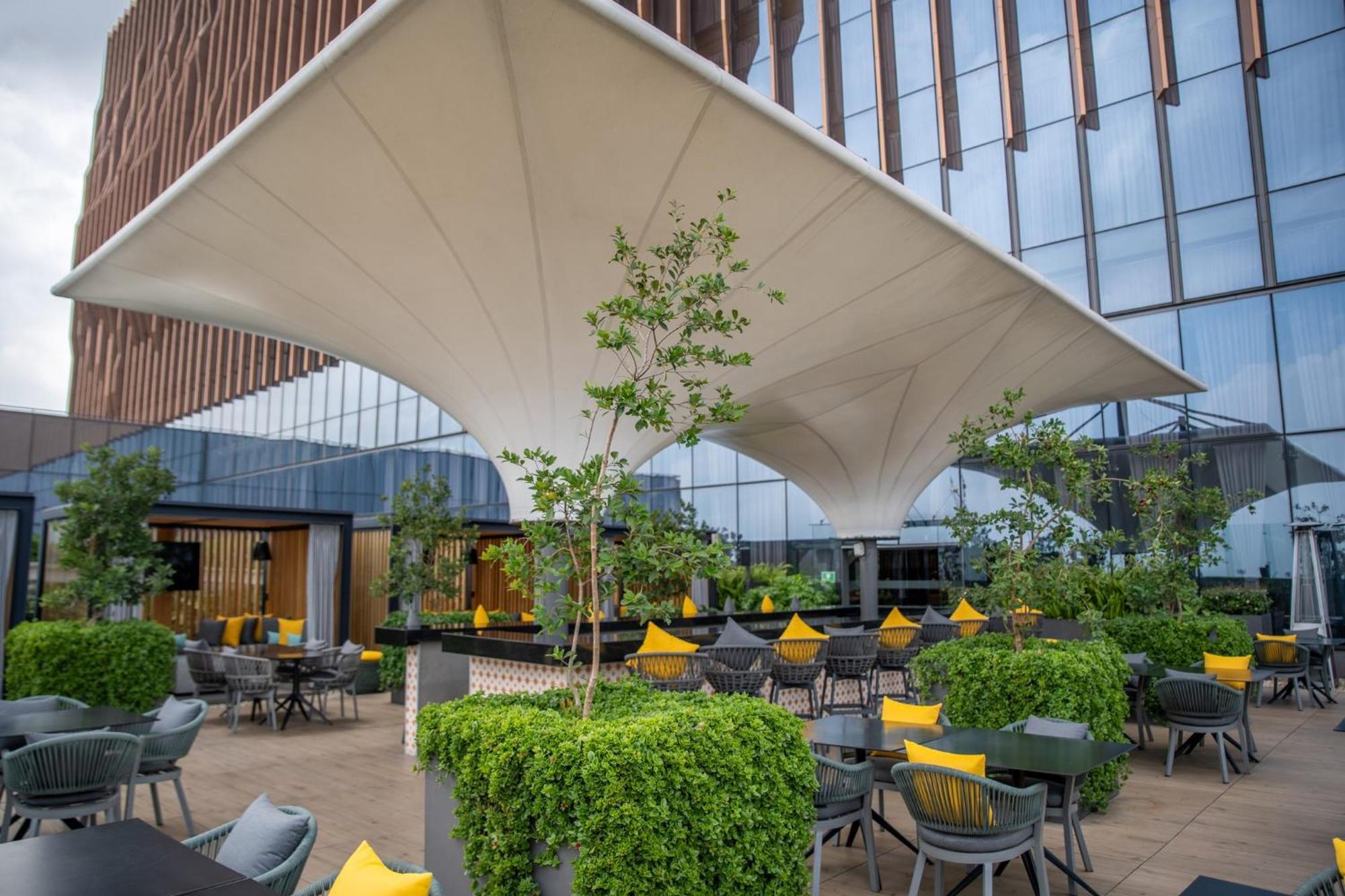 Fiesta Americana Viaducto Aeropuerto メキシコシティ エクステリア 写真 The Sky Bar
